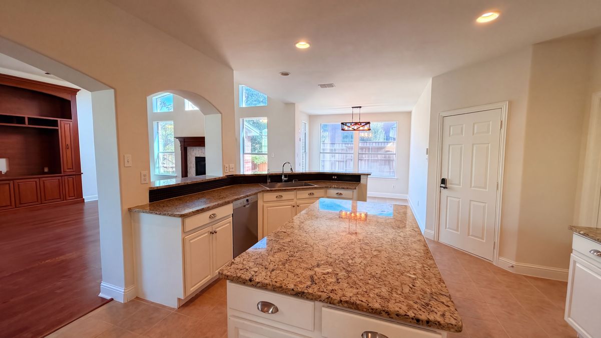 Property photo 2 of 2446 Chesterfield Rd