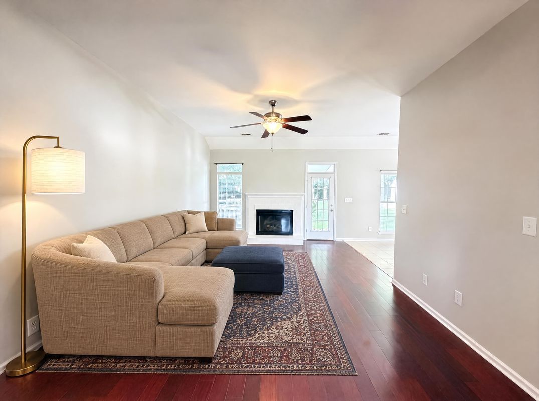 Property photo 3 of 8536 Albury Walk Ln