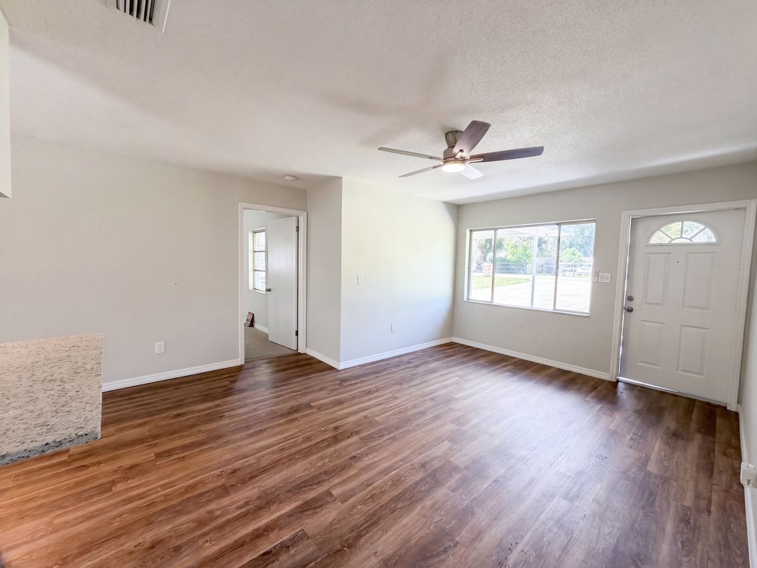 Property photo 3 of 4526 Eagles Nest Rd