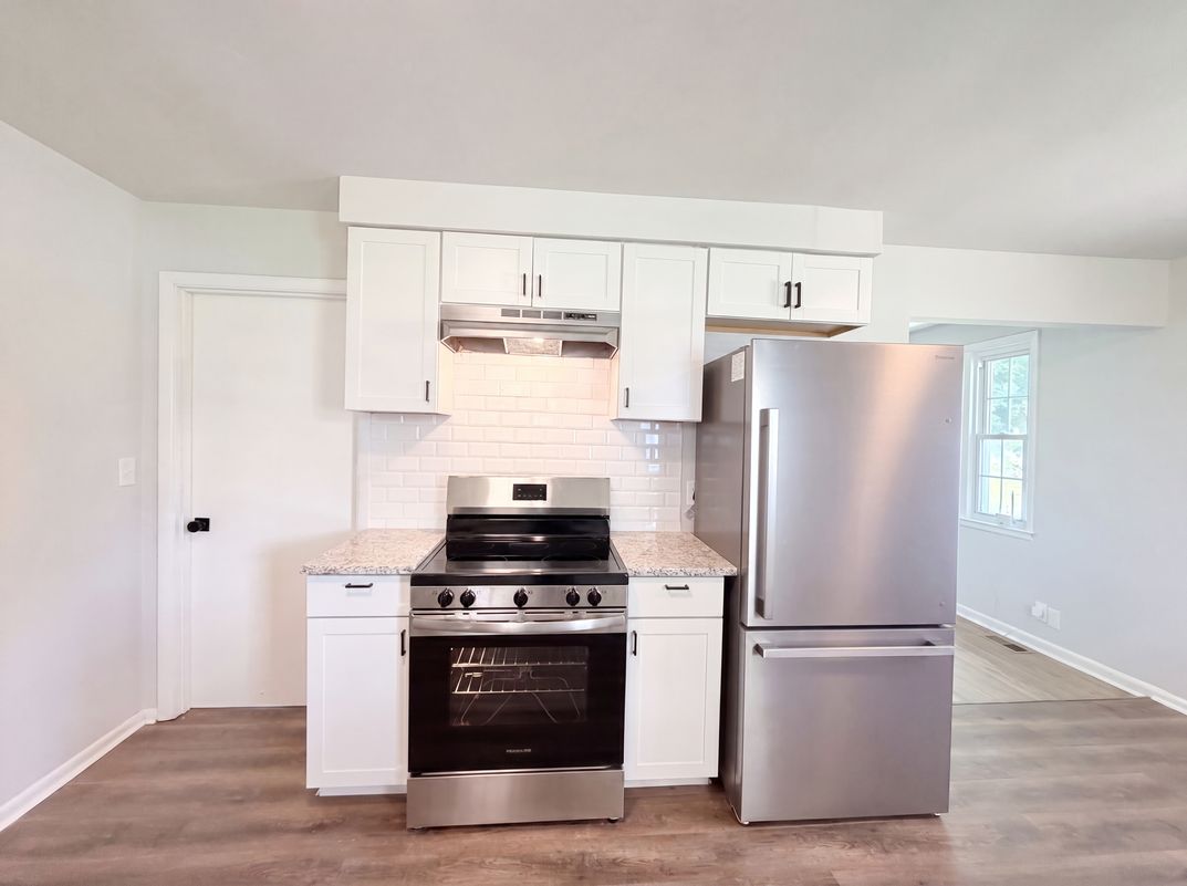 Photo 2 of 17 of 112 Norris Dr, Clarksville, TN