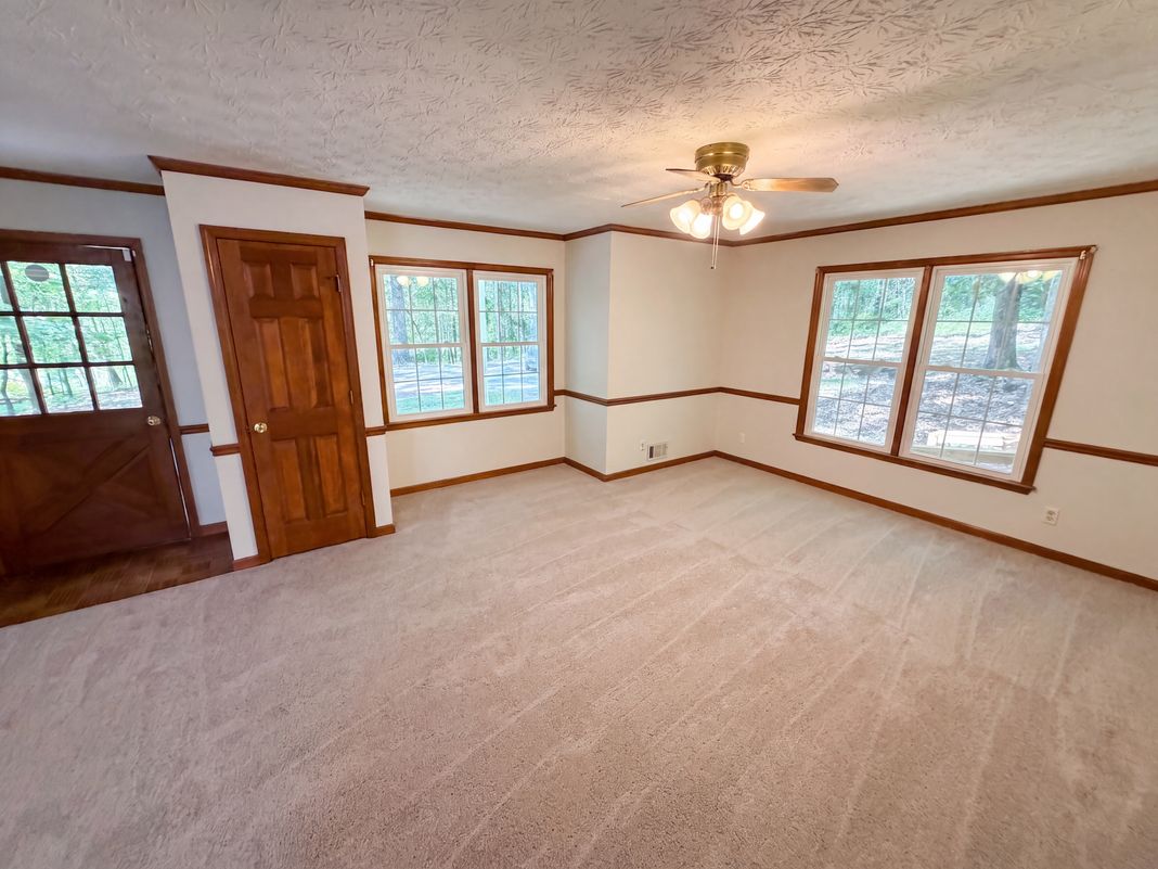 Property photo 3 of 339 Newton Rd