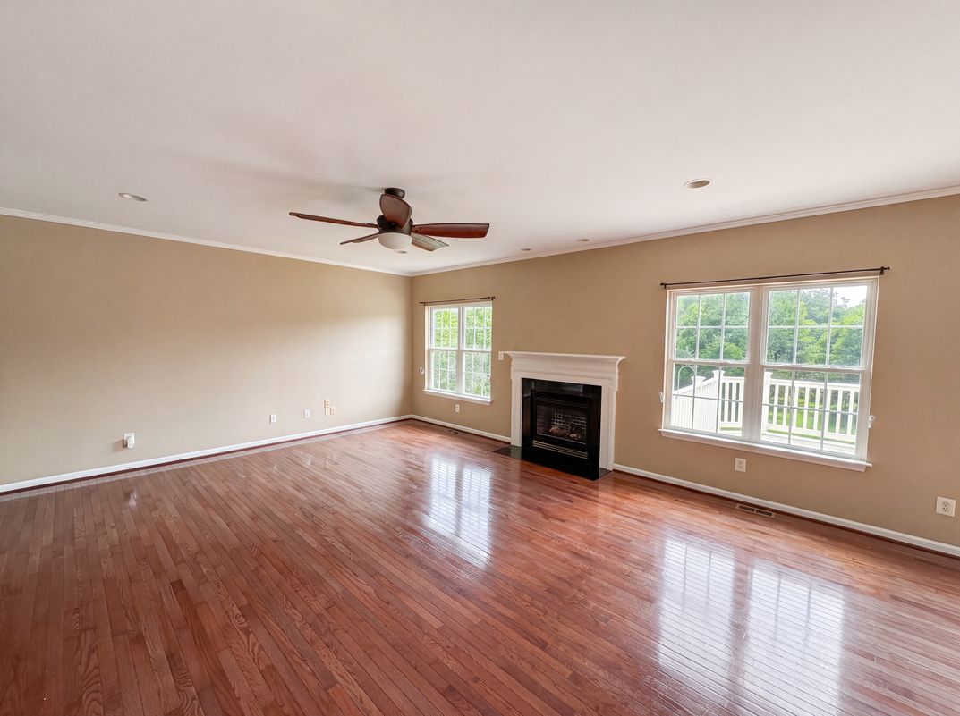 Property photo 3 of 11625 Mica Pl