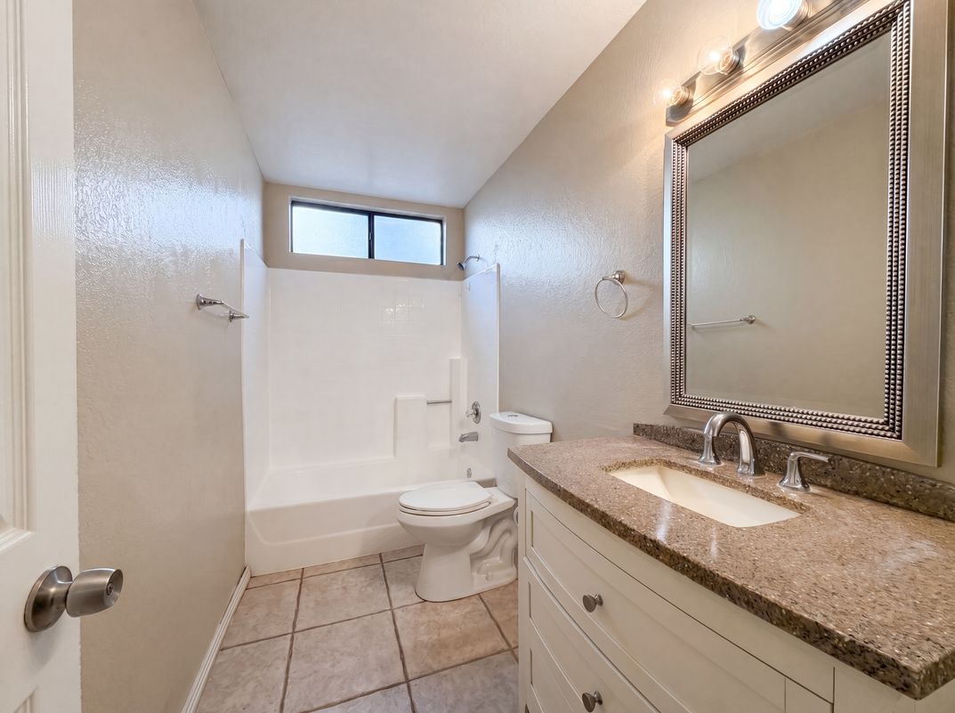Photo 19 of 30 of 3164 Gingerwood Ln, Lancaster, CA
