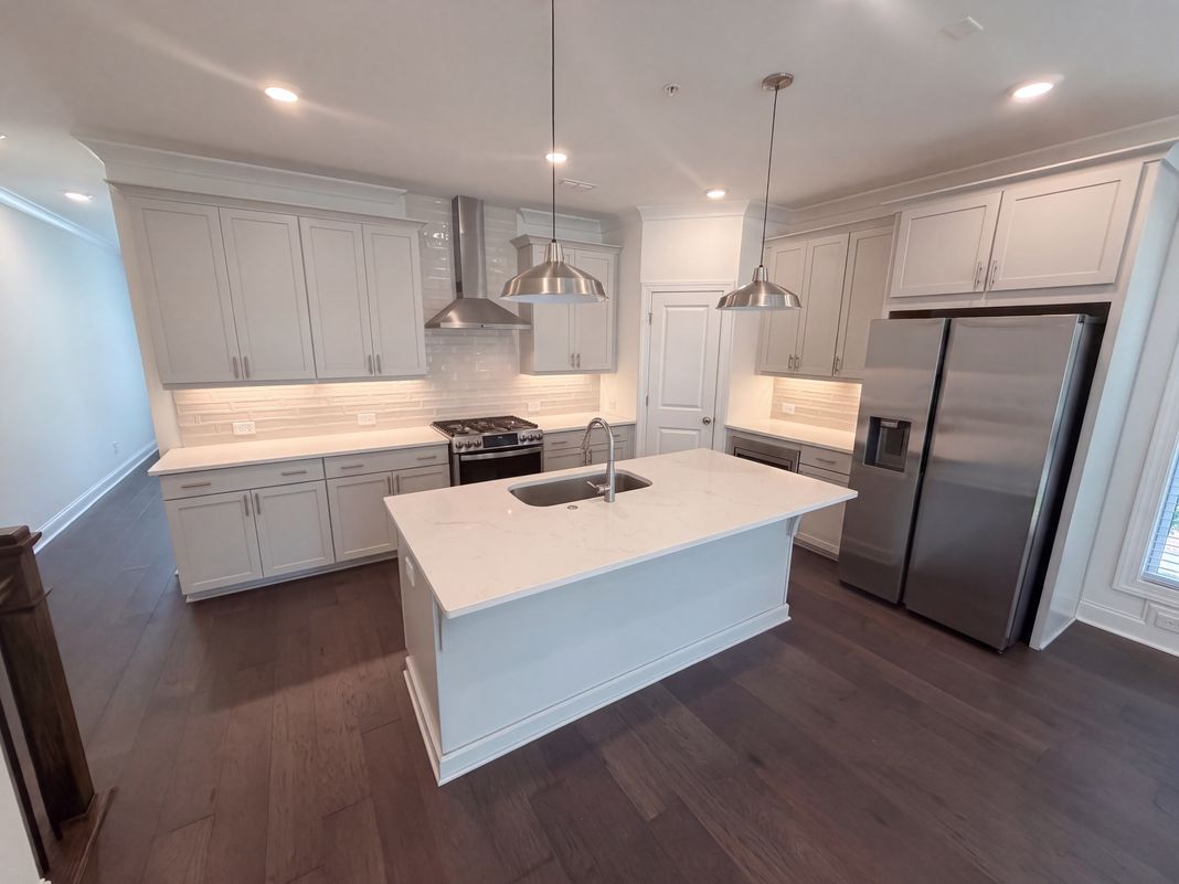 Property photo 2 of 415 Olmstead Way Unit 68