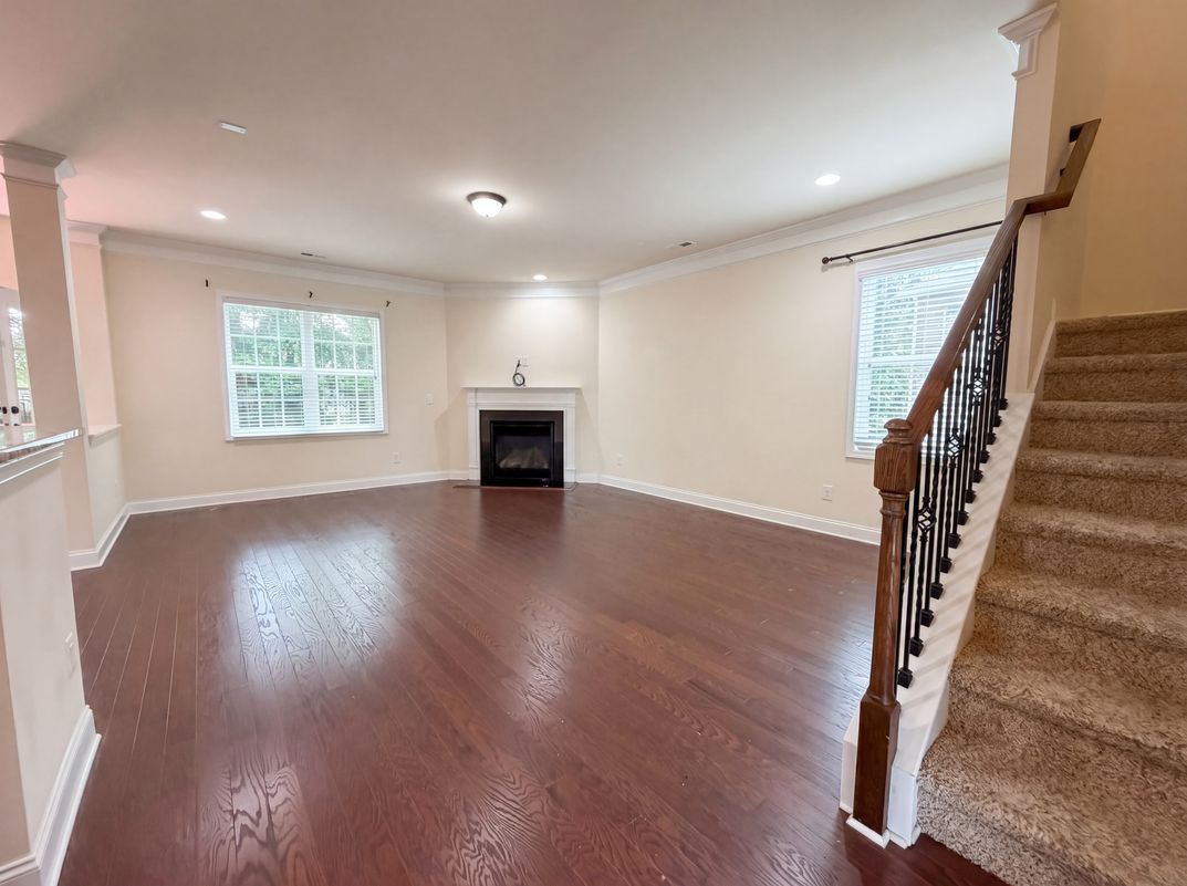 Property photo 3 of 2115 Eskridge Ter