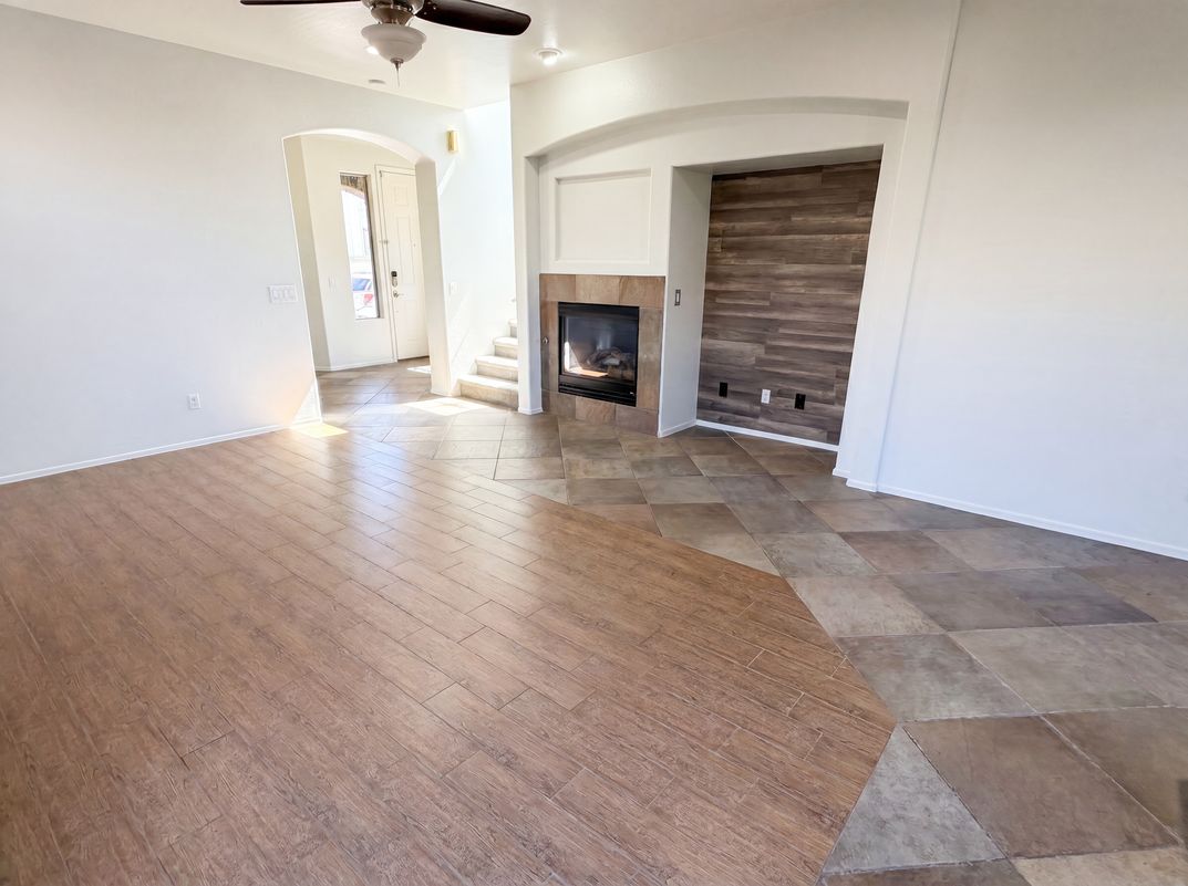 Photo 11 of 40 of 2513 W Florentine Rd, Phoenix, AZ