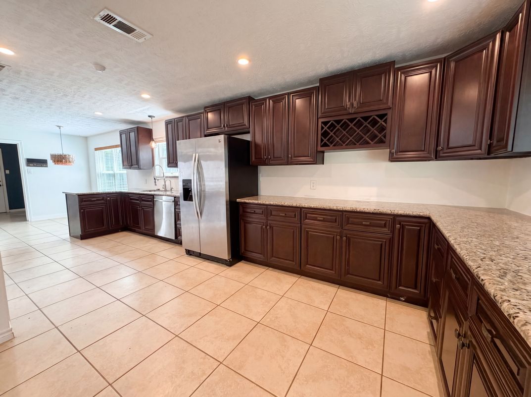Property photo 2 of 7807 Bideford Ln