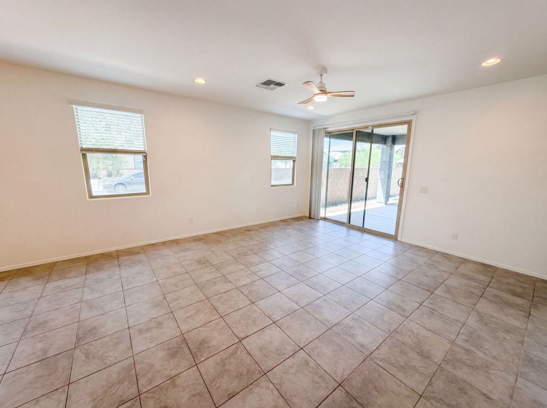 Photo 3 of 22 of 12701 N Gibbs Ave, Marana, AZ