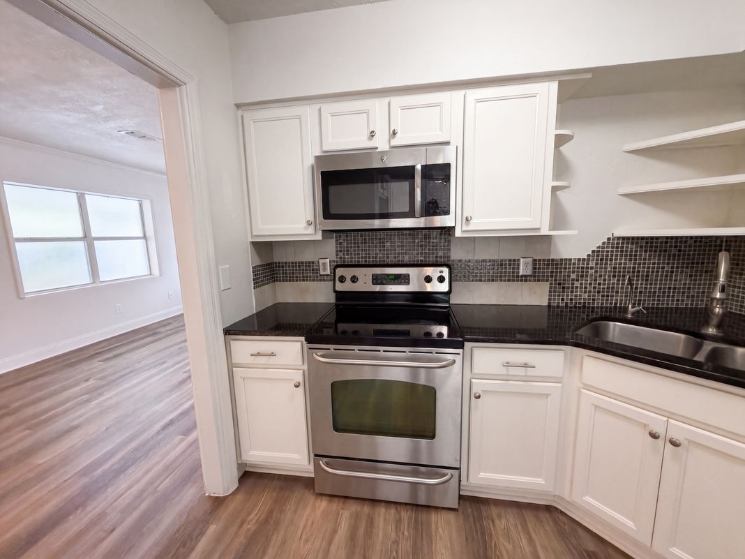 Property photo 2 of 5630 Temple Rd