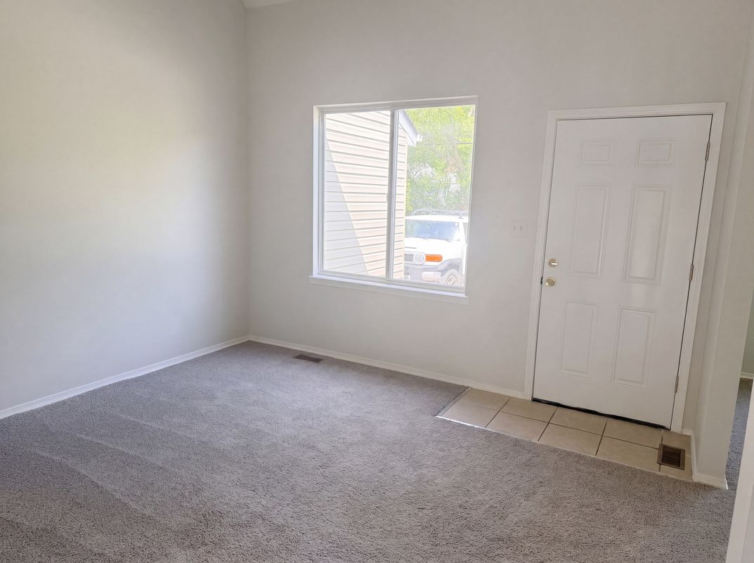 Property photo 3 of 21425 Averhill St