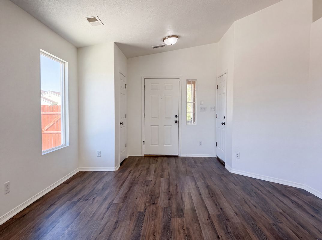 Photo 7 of 20 of 2834 Baco Noir Dr SW, Albuquerque, NM