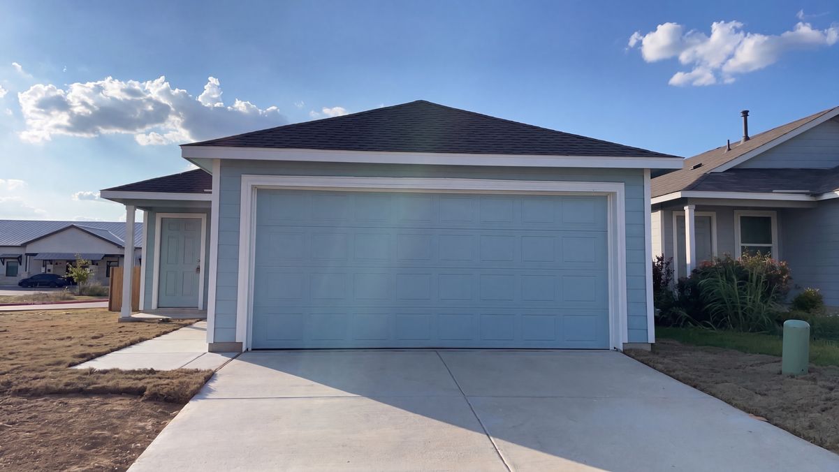 Property photo 1 of 1011 Landon Rdg