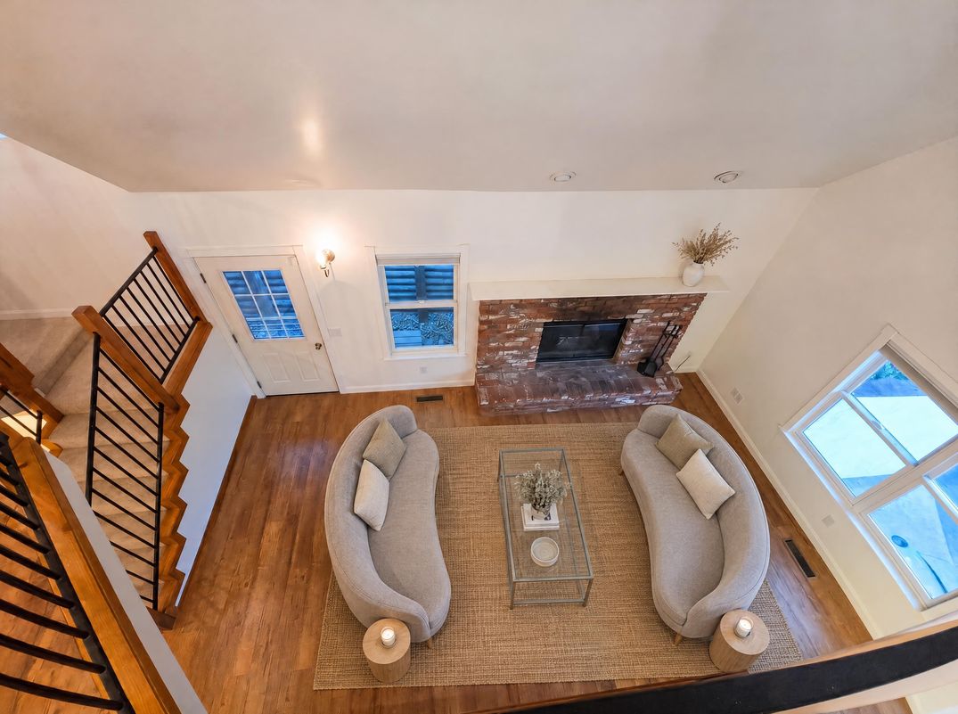 Property photo 3 of 472 Brentwood Dr