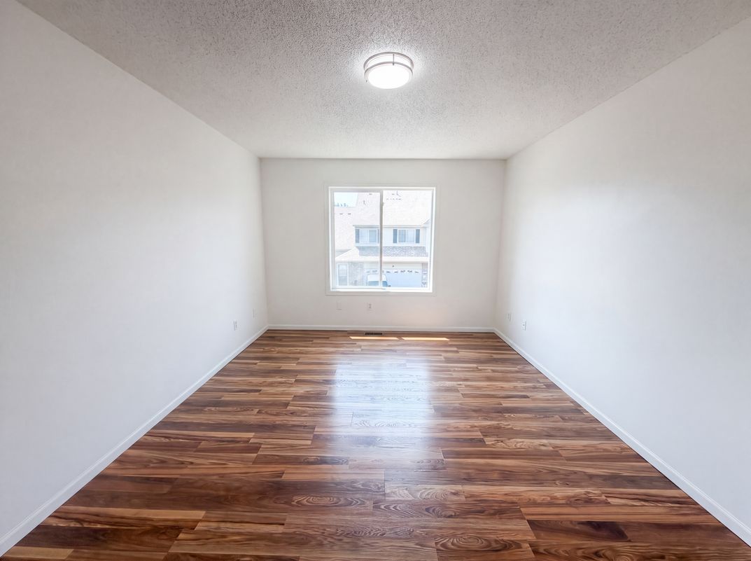 Photo 10 of 21 of 14210 Xenon St NW, Ramsey, MN