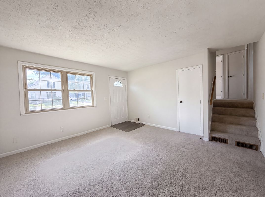 Property photo 3 of 288 Chicago Ave