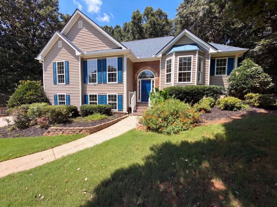 Property photo 1 of 7830 Mosswood Ln