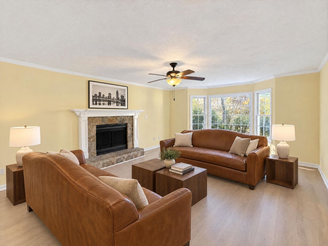 Property photo 3 of 1454 Milford Ct S