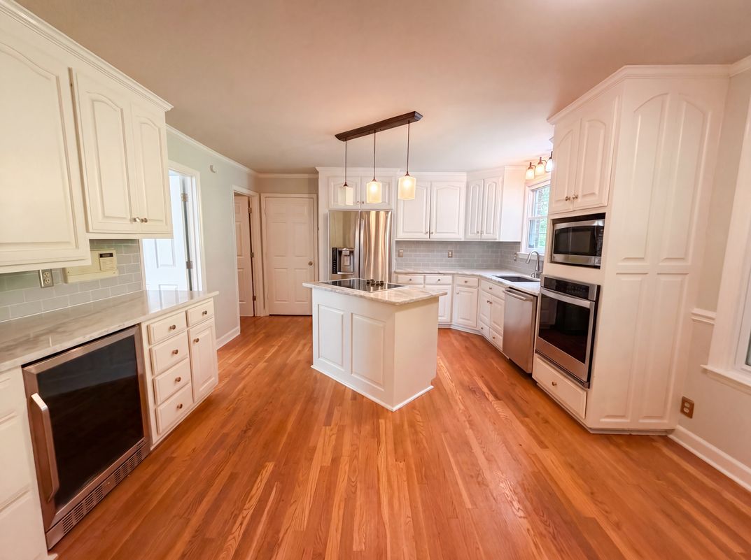 Property photo 2 of 5416 Forest Acres Dr