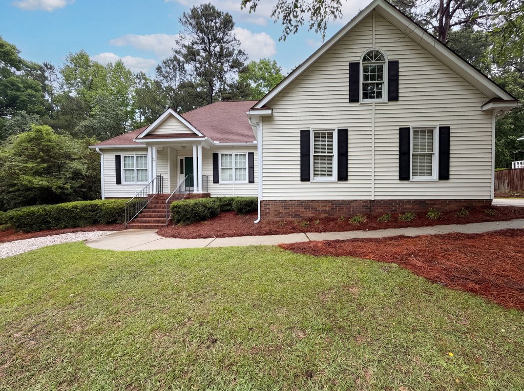 Property photo 1 of 314 Carola Ln