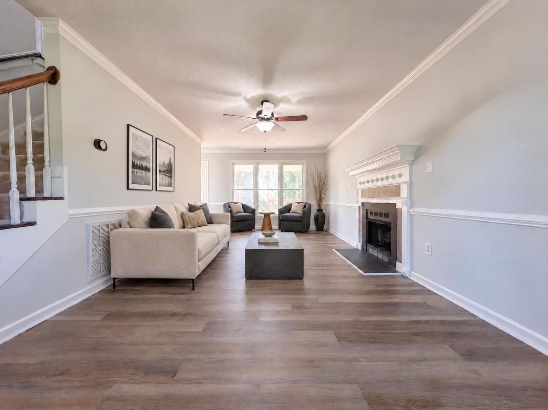 Property photo 3 of 106 Deblyn Ct