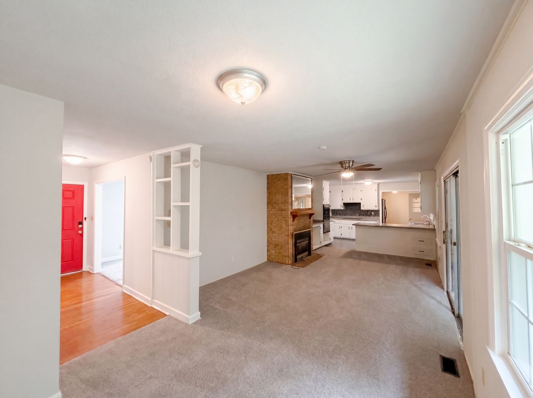 Property photo 3 of 1537 Mintz Ave