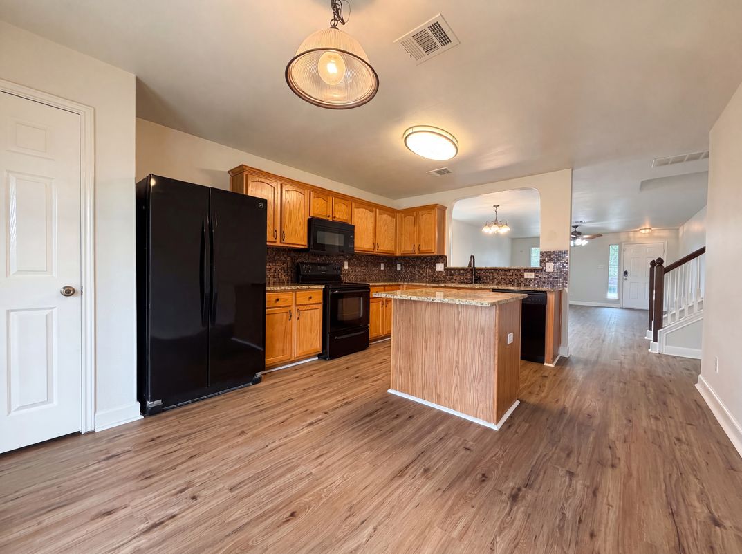 Property photo 2 of 6951 Cutting Crk