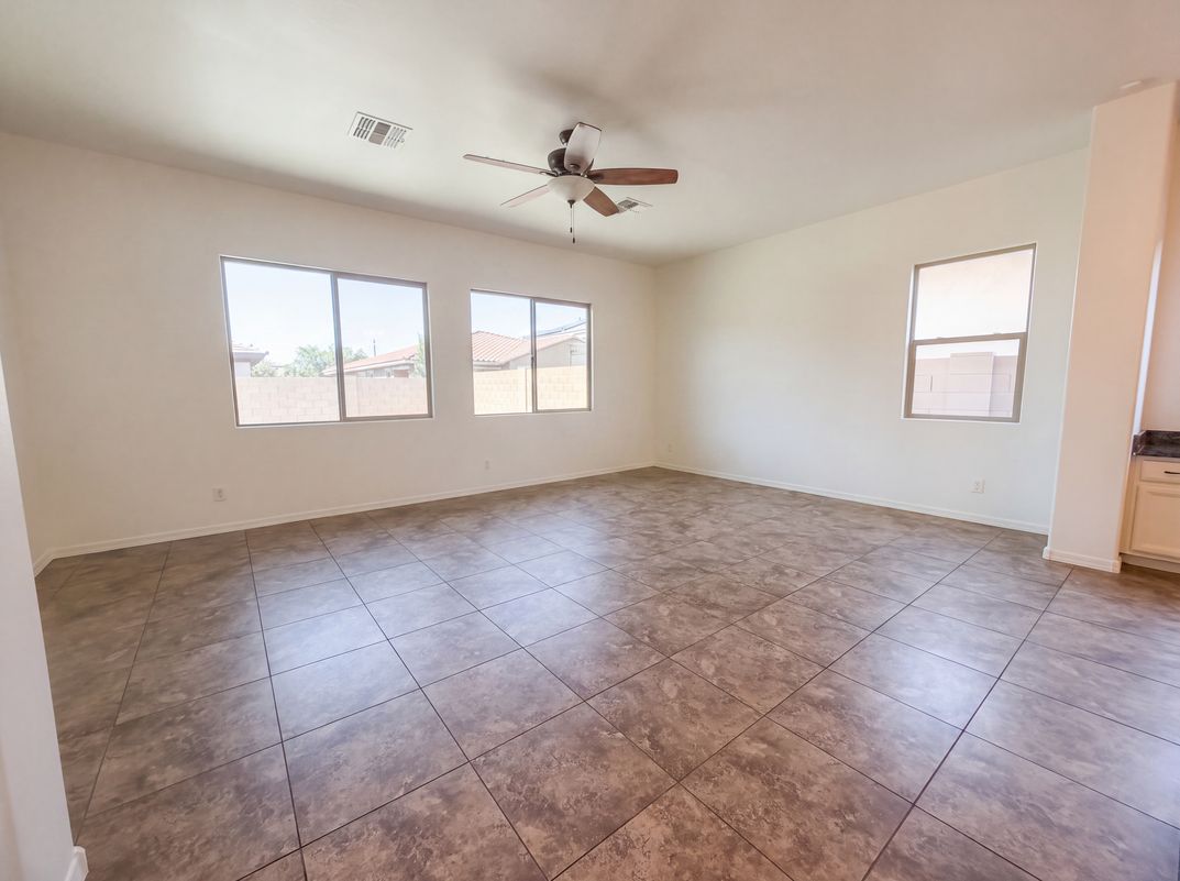Property photo 3 of 10510 E Palladium Dr