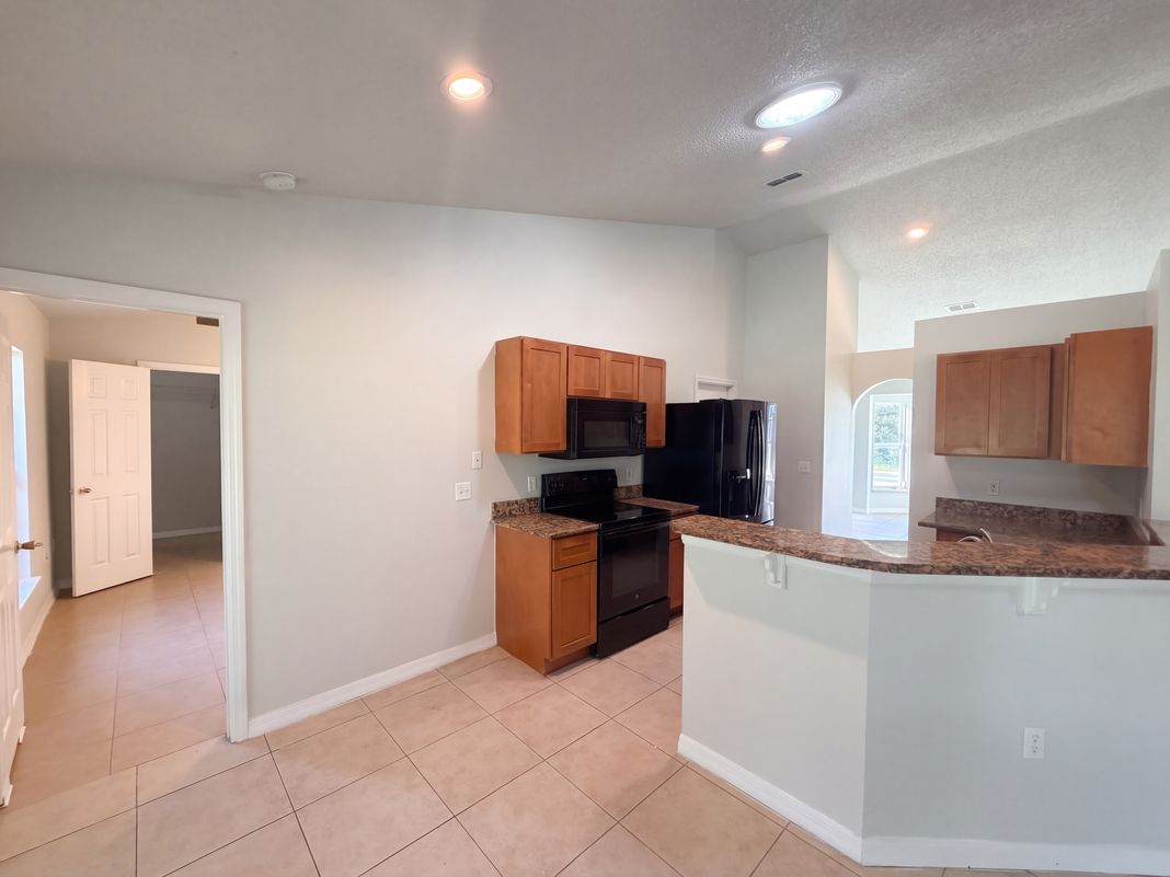 Property photo 2 of 23 Peterlee Ct