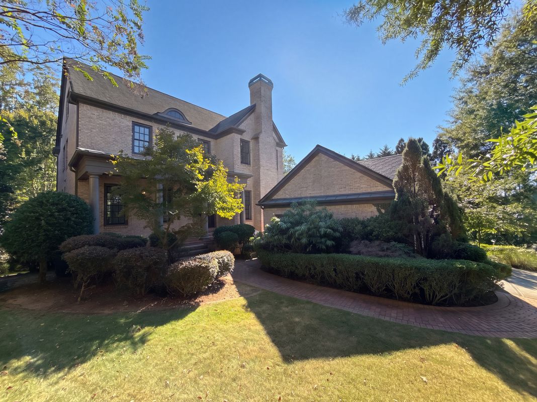 Property photo 1 of 1119 Ridenour Ct NW