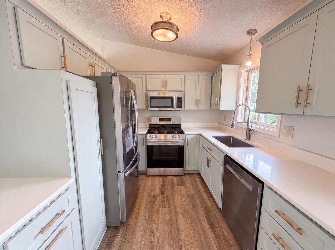 Property photo 2 of 4289 159th Ct W