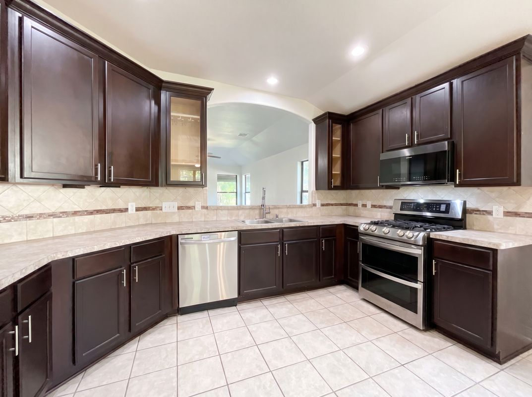 Property photo 2 of 1603 Katydid Ct