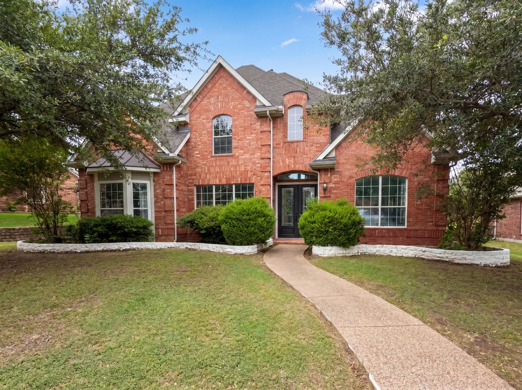 Property photo 1 of 3853 Wintergreen Dr