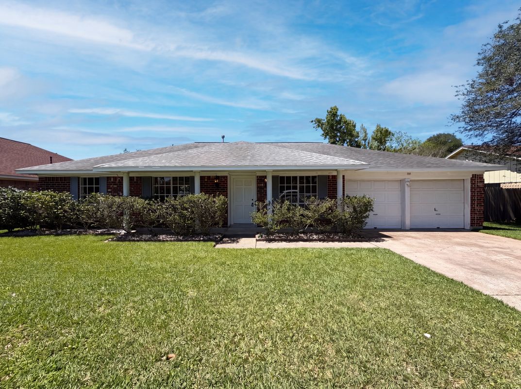 Property photo 1 of 12614 A Bar Dr