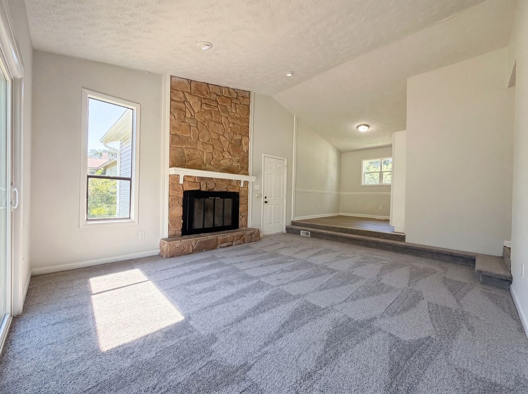 Property photo 3 of 1843 Berriedale Dr