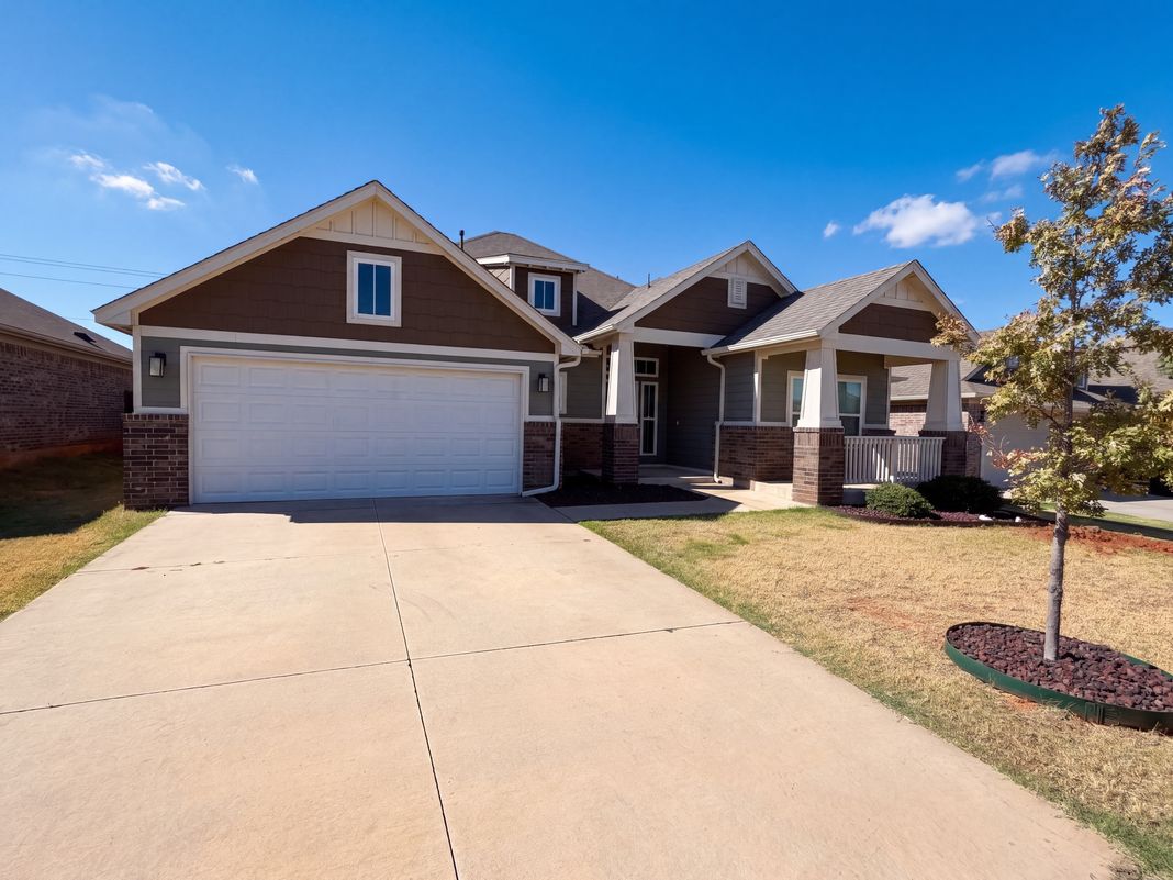 Property photo 1 of 612 Carolyn Ridge Rd