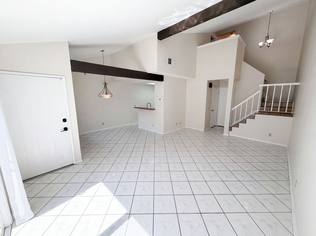 Property photo 3 of 22432 S Vermont Ave Unit 2