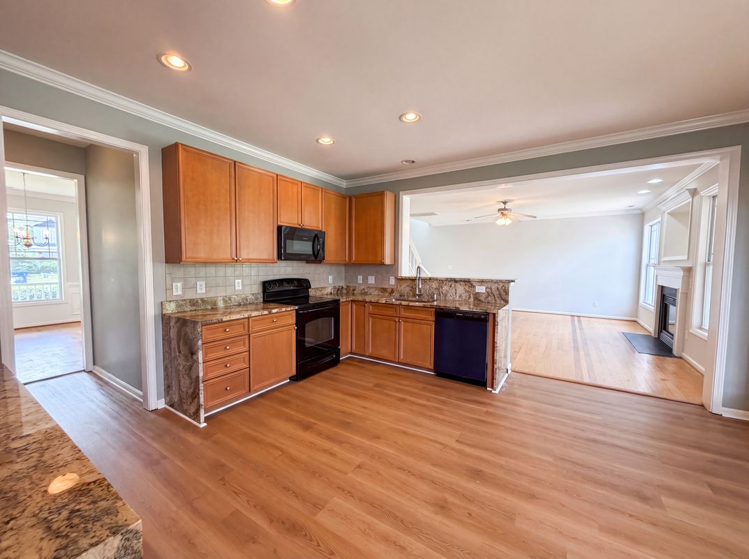 Property photo 2 of 4034 Patriot Ridge Ct