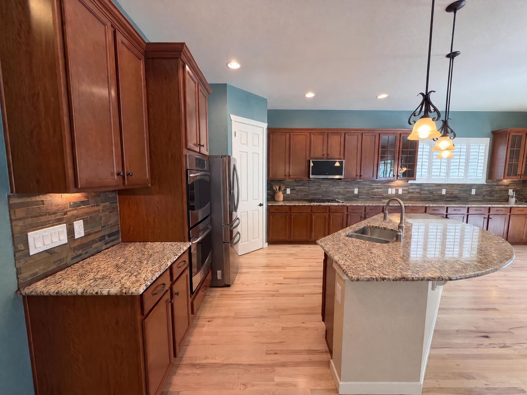 Property photo 2 of 14928 Nighthawk Ln