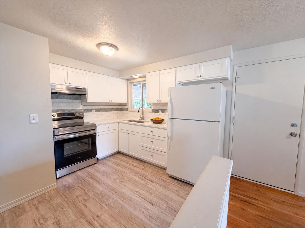 Property photo 2 of 3910 SE 71st Ave