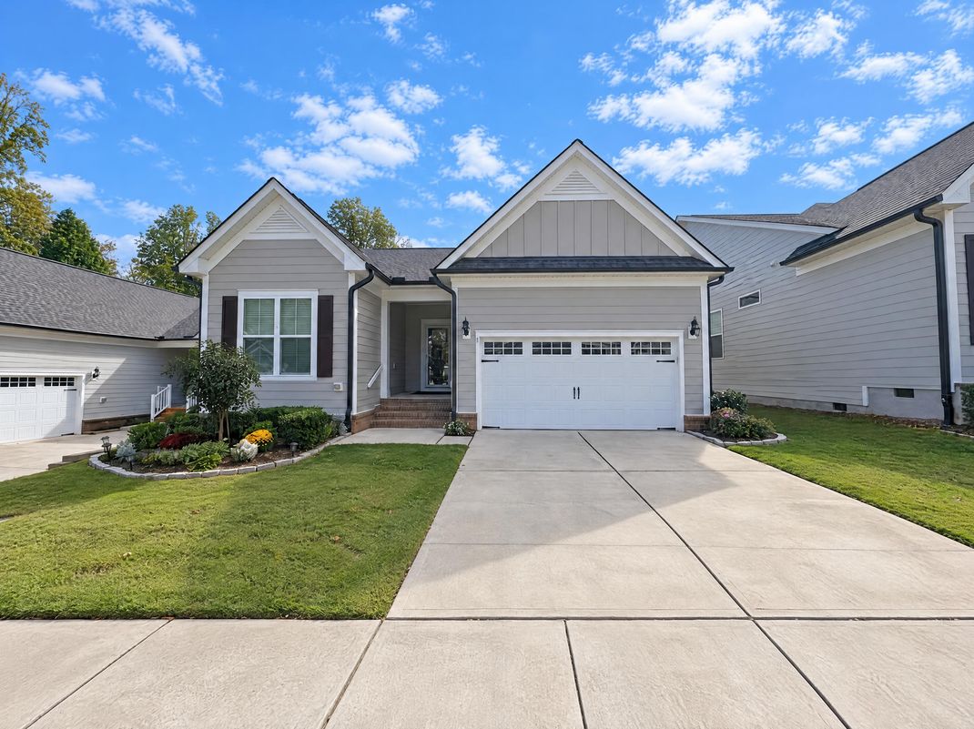 Property photo 1 of 712 Haven Peak Ln
