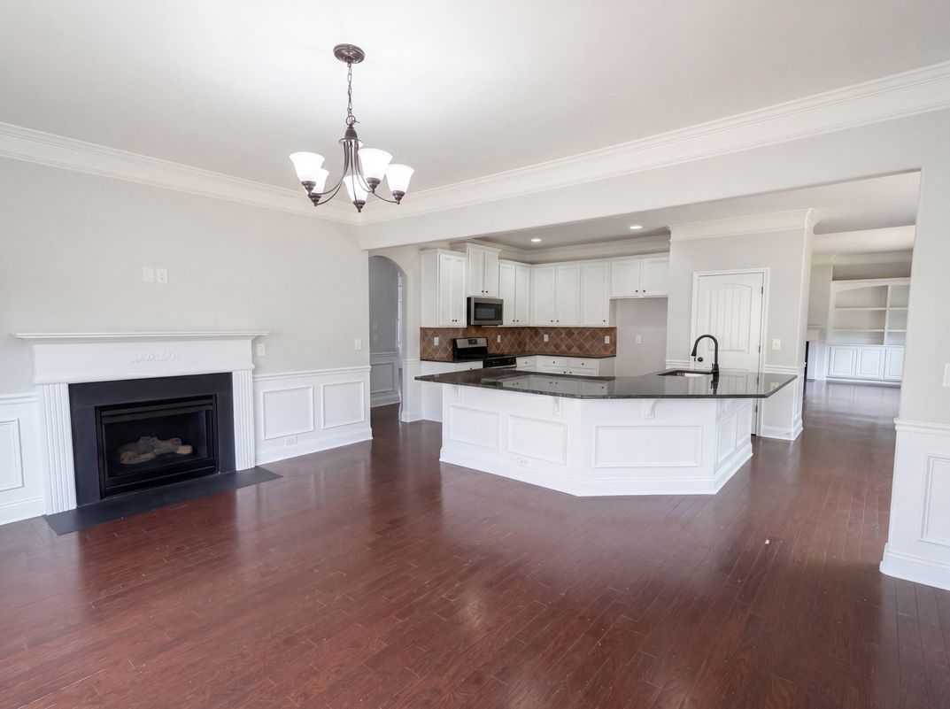 Property photo 3 of 248 Colfax Dr