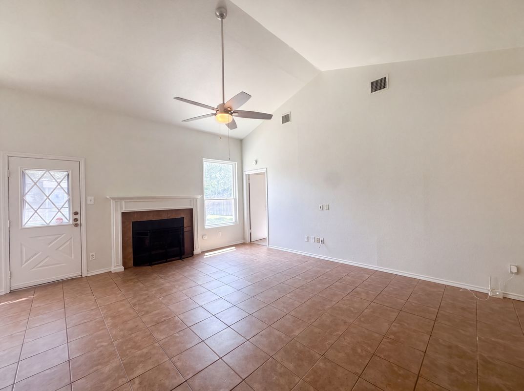 Property photo 3 of 3011 Jubilee Trl