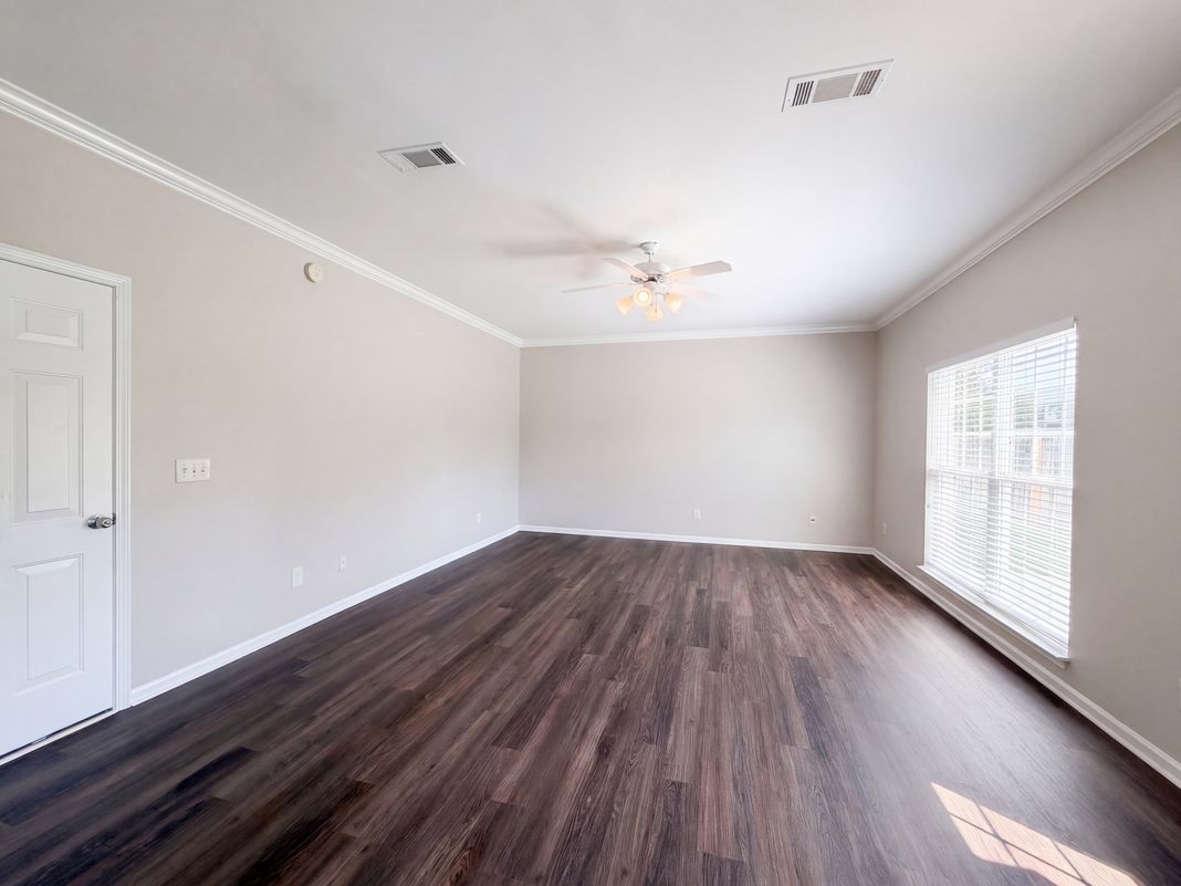 Property photo 3 of 3010 Feradach Ln