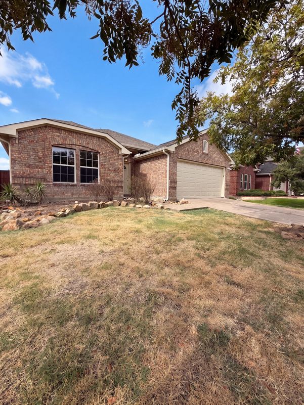 Property photo 2 of 14609 Little Anne Dr