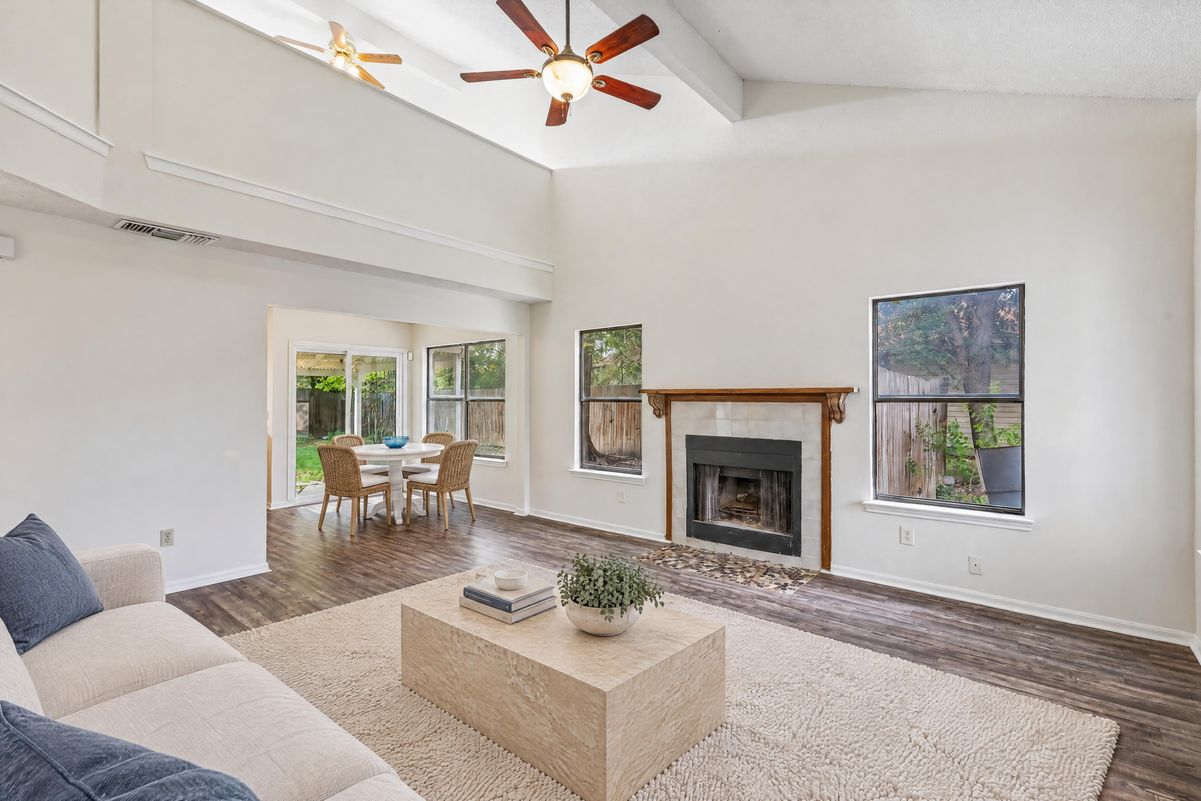 Property photo 3 of 4508 Mesa Dr