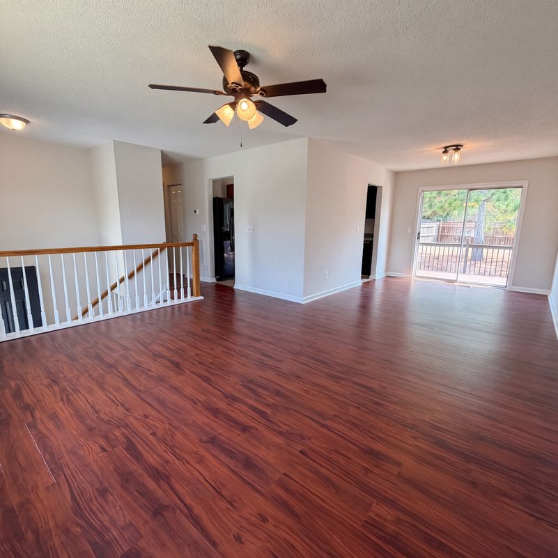 Property photo 3 of 113 Pine Bluff Rd