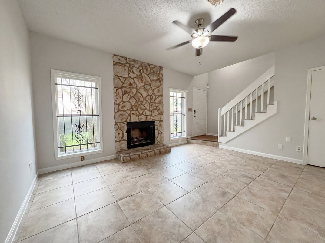 Property photo 3 of 12300 Brookglade Cir Unit 133