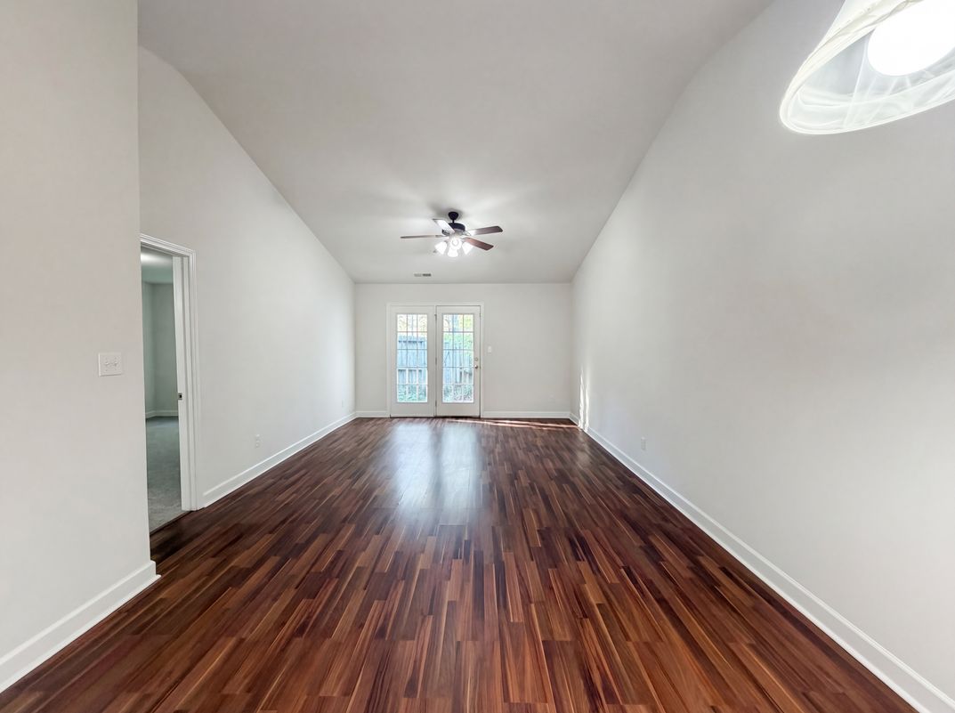 Property photo 3 of 3088 Trimble Cir NW