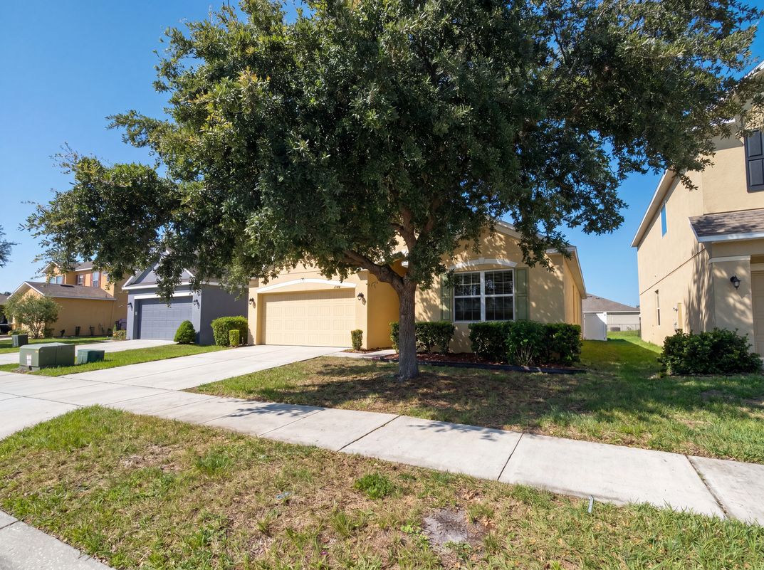 Photo 20 of 24 of 1048 Bethpage Rd, Auburndale, FL