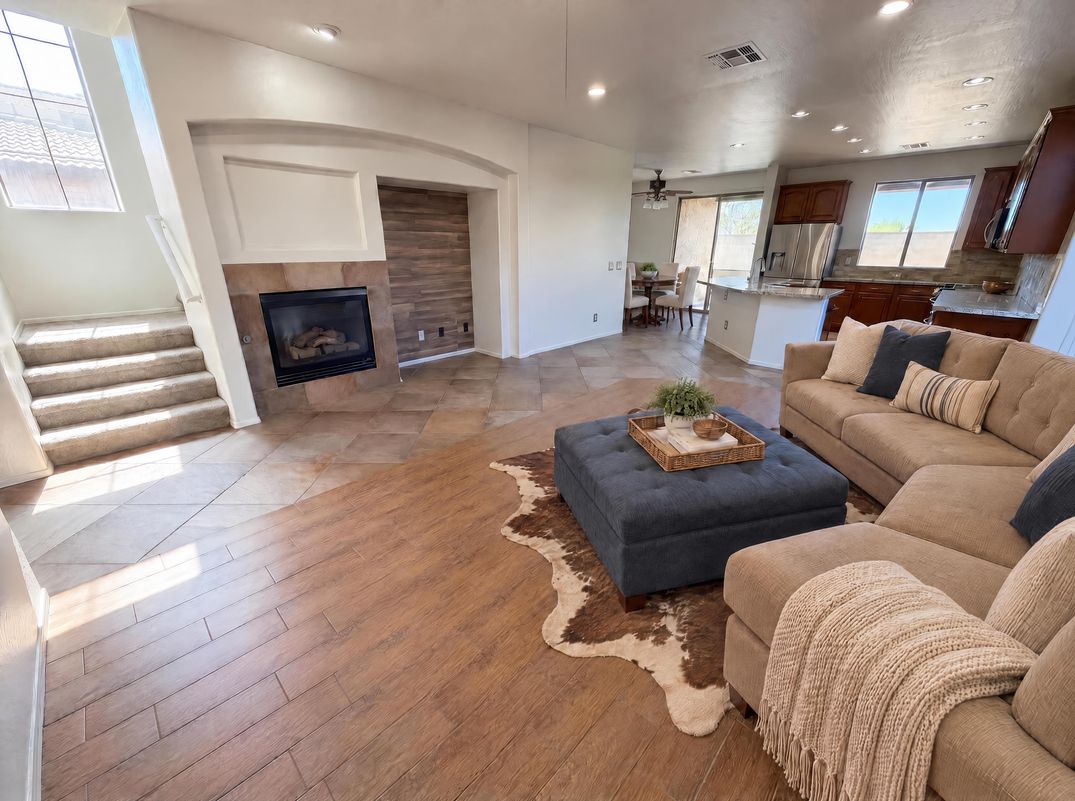 Property photo 3 of 2513 W Florentine Rd